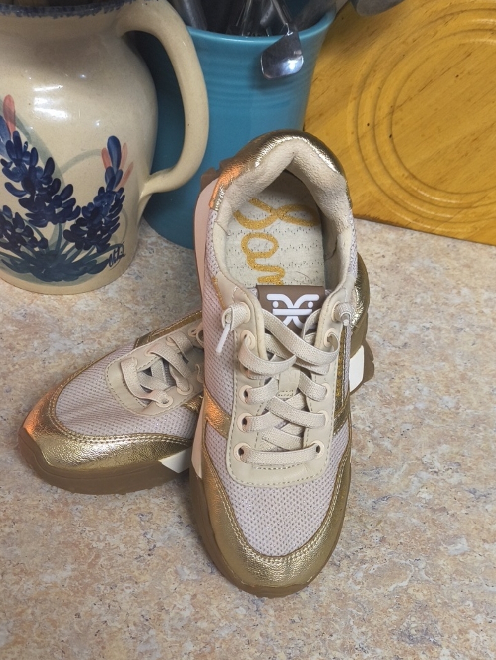 Kids  Beige and Gold Fashion Sneakers Sz 3